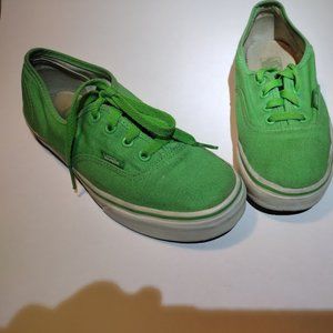 VANS OFF THE WALL BRIGHT NEON LIME GREEN SNEAKERS IN A VERY RARE GREEN COLORWAY